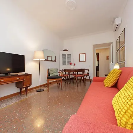 Ych-riboty House Al Vaticano Rome